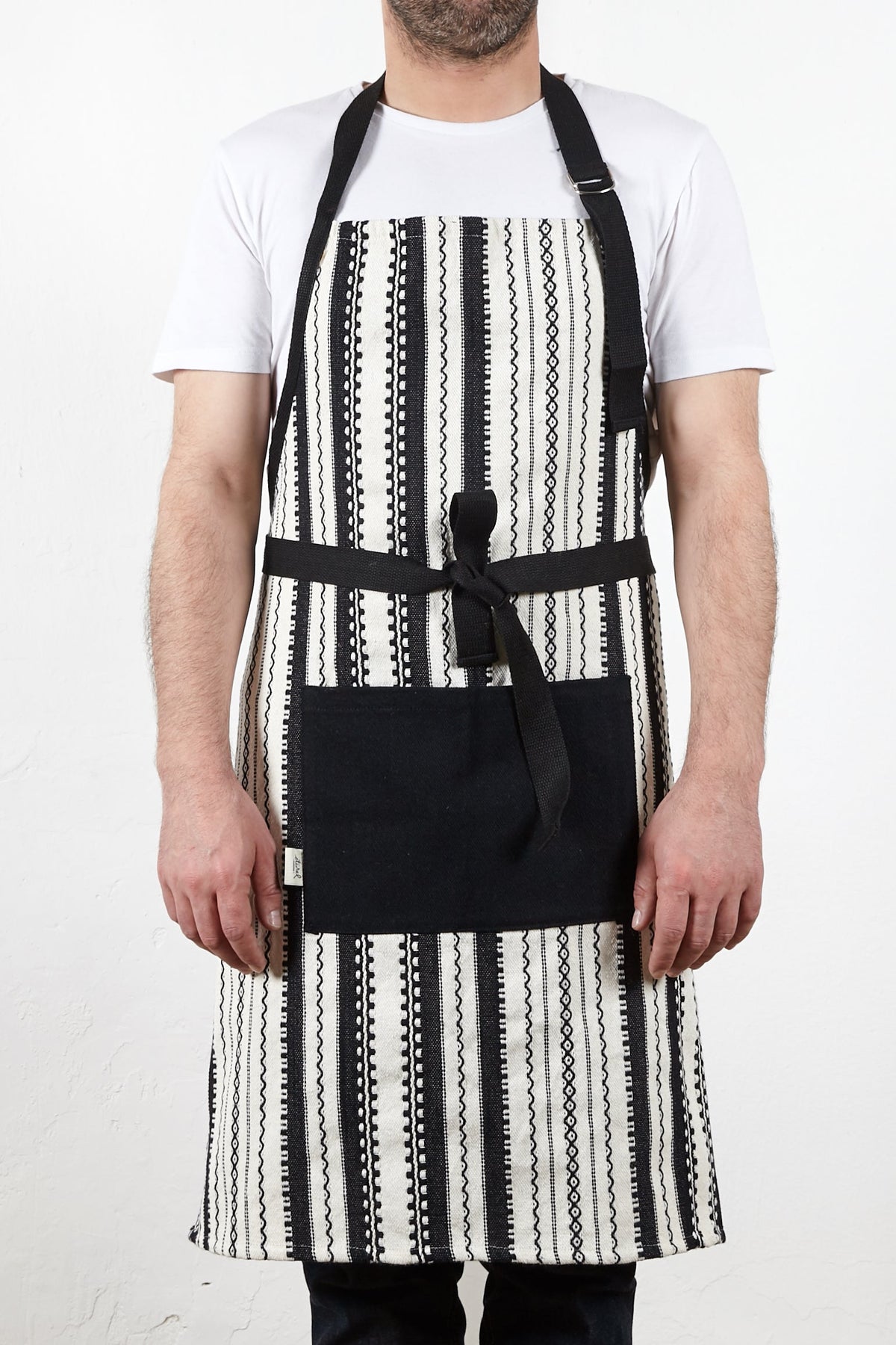 Alpujarra striped kitchen apron, black and white