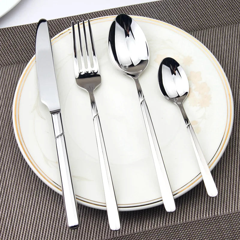 24 Piece Luxury Dinnerware Set