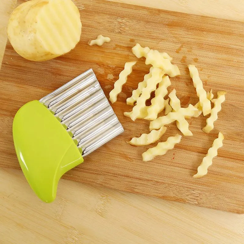 crinkle potato cutter with a slice of potato